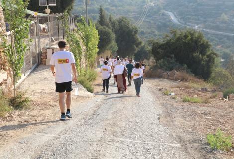 Photo for Palestinian youth participating in “Run for Climate Justice” in Wadi Al-Makhrour within activities of Global Week of Climate Action and Global Climate Justice Campaign in -Wadi Al-Makhrour -Beit Jala in Bethlehem  governorate in the South of Occupied West Bank -Palestine -Copy Right for ActionAid Palestine 2023 
